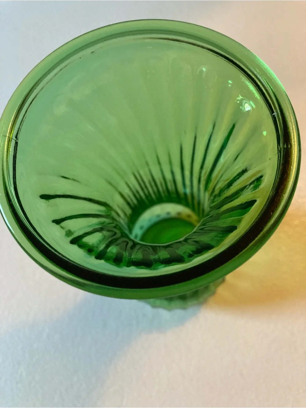Green Glass Ribbed Hoosier Vase Textured Decorative 7.5” Tall 3.5” Diameter